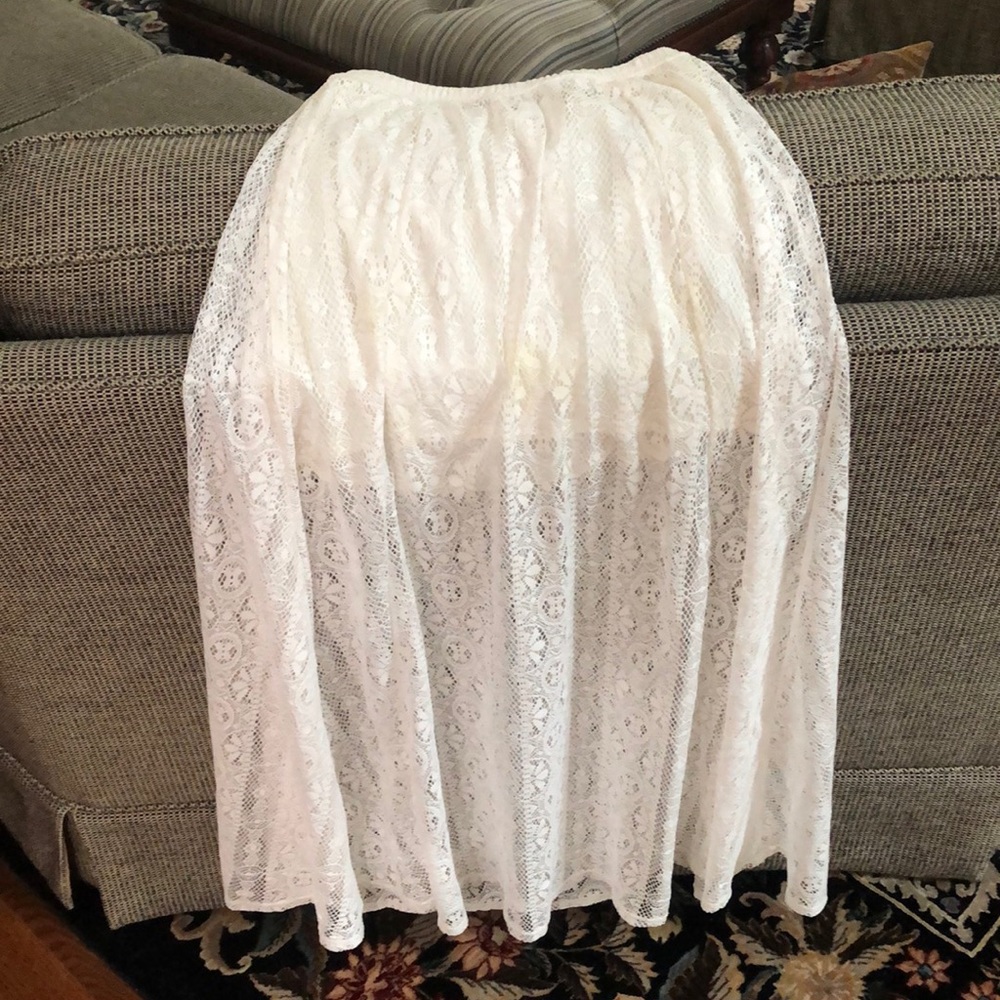 White lace maxi skirt